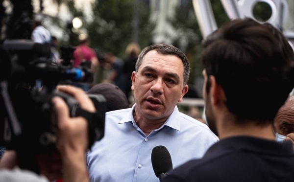სამწუხაროა, რომ ასეთი ბოდვის დამწერი ადამიანი ფორმალურად მაინც მართავს ქვეყანას - გიგა ბოკერია ირაკლი ღარიბაშვილის ღია წერილზე