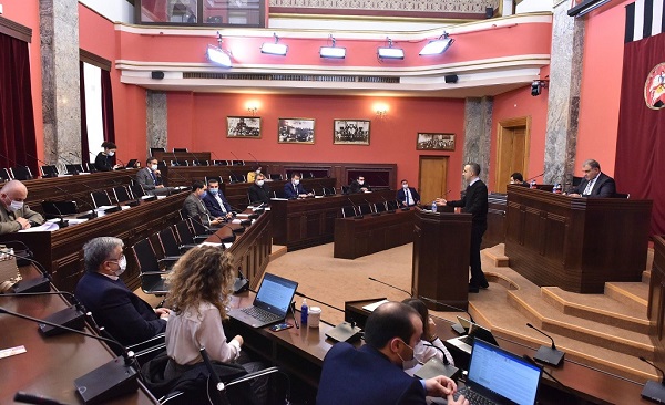 ადრეულ ასაკში ქორწინებასთან დაკავშირებით მოქმედ კანონმდებლობას მკაფიო პასუხი აქვს გაცემული - მიხეილ სარჯველაძე