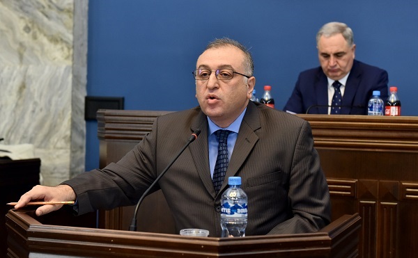 კობა გვენეტაძემ პარლამენტს 2022-2024 წლების ფულად–საკრედიტო და სავალუტო პოლიტიკის ძირითადი მიმართულებები წარუდგინა