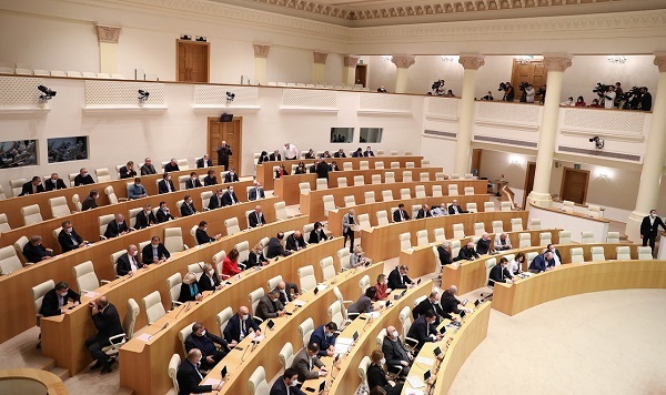 უკრაინის მხარდამჭერი რეზოლუციის პროექტი პრინციპების დონეზე შეთანხმებულია