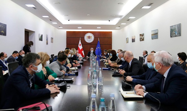 გარემოს დაცვისა და სოფლის მეურნეობის სამინისტროს უწყებებში რამდენიმე ათასი სოციალურად დაუცველი ადამიანის დასაქმებას შევძლებთ - ოთარ შამუგია