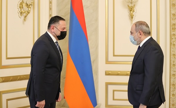 სომხეთის პრემიერ-მინისტრმა ვახტანგ გომელაურს უმასპინძლა