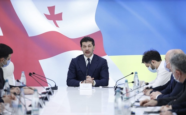 დედაქალაქის მერია უსახლკაროს სტატუსის მქონე ოჯახებისთვის ბინების გადაცემას განაგრძობს
