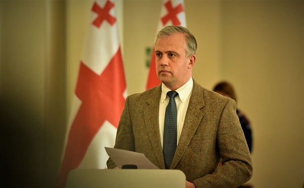 გიორგი ხელაშვილის თქმით, უკრაინის საჰაერო თავდაცვასთან დაკავშირებით განცხადებაზე გრიგოლ ვაშაძის ხელმოწერა არ გამოხატავს მთავრობის პოზიციას
