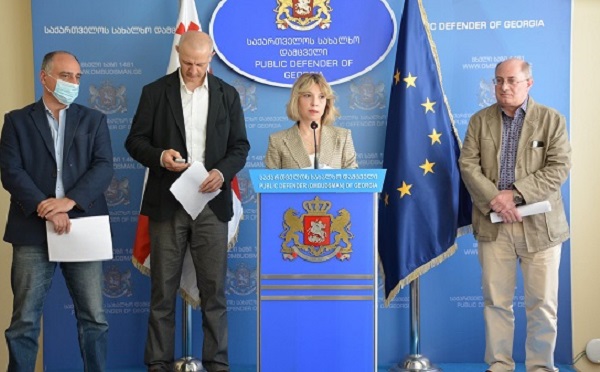 მედიკოსებმა მიხეილ სააკაშვილის სამედიცინო მდგომარეობის მონიტორინგის შედეგების შესახებ დასკვნა N6 გაასაჯაროეს