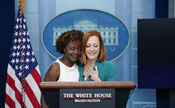 თეთრი სახლის პრესმდივანი პირველად შავკანიანი ქალი და ლგბტ თემის წარმომადგენელი გახდება