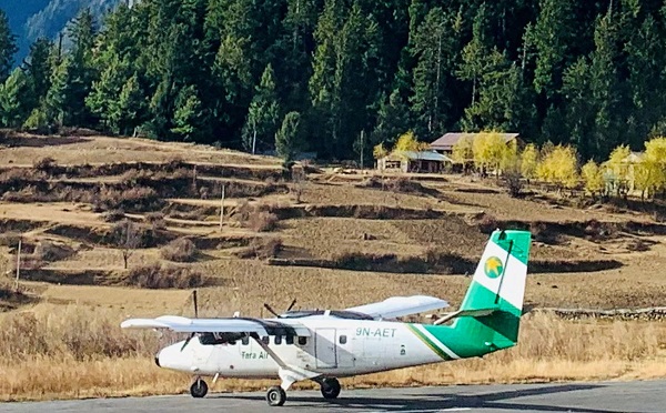 თვითმფრინავი, რომელშიც 22 ადამიანი იმყოფებოდა, ნეპალის მთებში გაუჩინარდა
