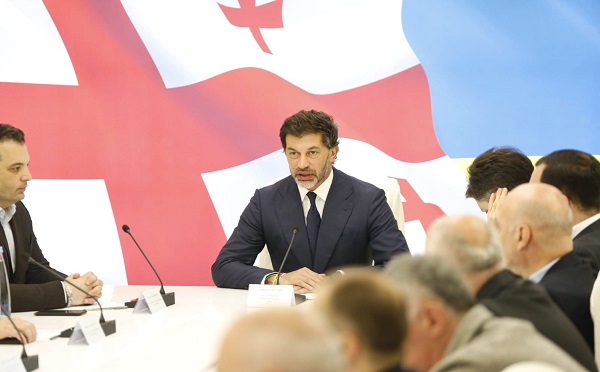 მეტროსადგურების მიმდებარე ტერიტორიები უნდა იყოს მოწესრიგებული, რადგან რაც იქ ხდება, მიუღებელია - კახა კალაძე