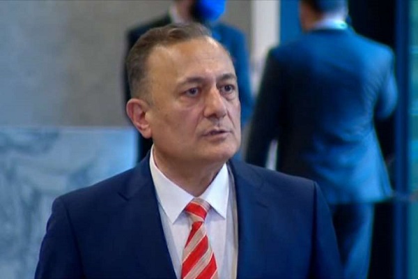შალვა ნათელაშვილი ოპოზიცინერ პარლამენტარებს მანდატების გაუქმებისკენ მოუწოდებს