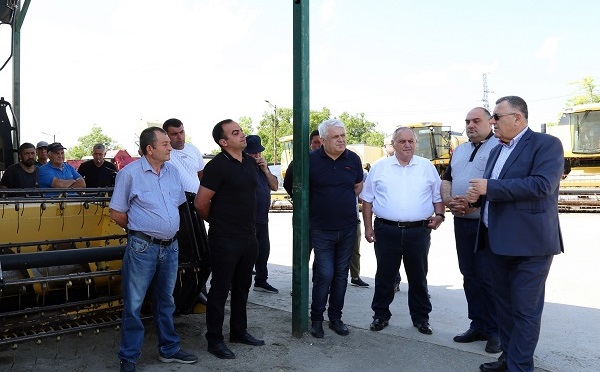 კახეთის რეგიონში, მარცვლეული კულტურების მოსავლის  აღების მოსამზადებელი სამუშაოები მიმდინარეობს