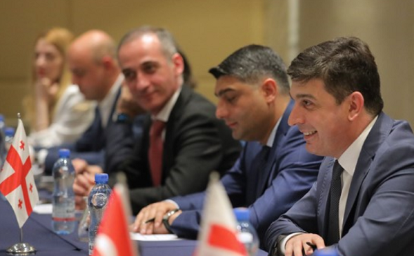 თურქული მხარე მზადაა, დღე-ღამის განმავლობაში, სარფის გავლით, შეუფერხებლად მოახდინოს დაახლოებით 1 400-მდე სატვირთო ავტომობილის გატარება