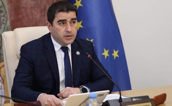 მიმდინარე კვირაში, შალვა პაპუაშვილი პარლამენტის საქმიანობის სამომავლო გეგმას წარადგენს
