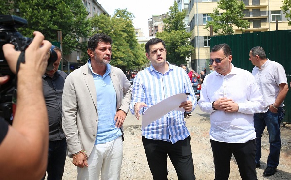 ვაკის რაიონში ე.წ. გეგეშიძის ბაღის რეაბილიტაცია დაიწყო
