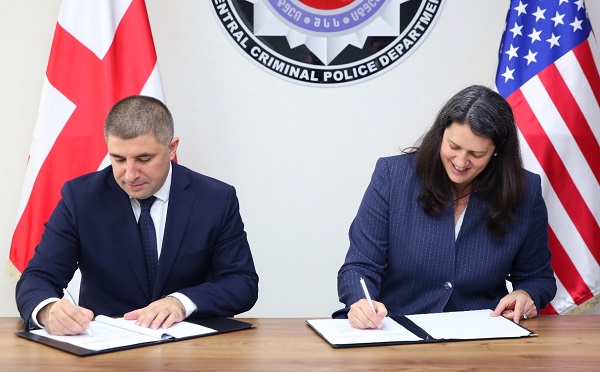 ცენტრალური კრიმინალური პოლიციის დეპარტამენტს INL-მა ნარკოტიკების უკანონო ბრუნვის წინააღმდეგ ბრძოლის თანამედროვე აღჭურვილობა გადასცა