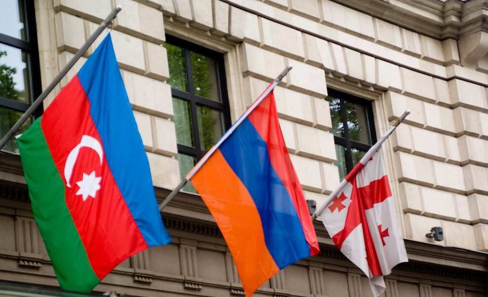 სომხეთისა და აზერბაიჯანის საგარეო საქმეთა მინისტრებმა თბილისში გამართულ შეხვედრაზე ყარაბაღის კონფლიქტის დარეგულირების მნიშვნელობაზე საკითხებზე ისაუბრეს