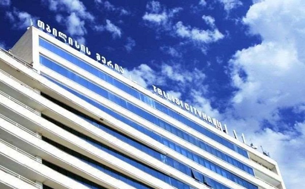 ქეთევან დედოფლის გამზირისა და ლეხ კაჩინსკის ქუჩის კვეთაზე ტრანსპორტის მოძრაობა დროებით  შეიზღუდება