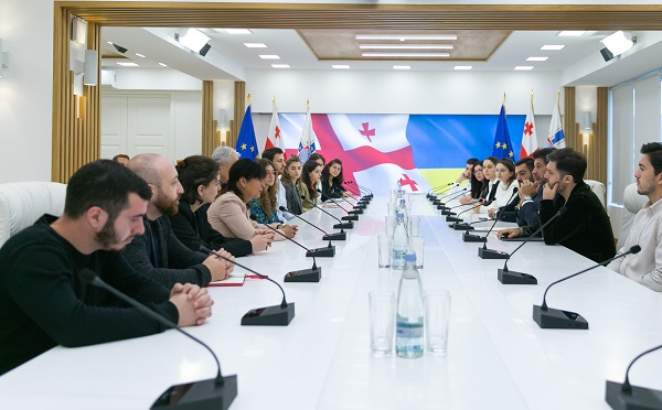 თბილისის მერი ტექნიკური უნივერსიტეტის სტუდენტებს შეხვდა და ხუდადოვის ტყის აღდგენის ინიციატივას გაეცნო