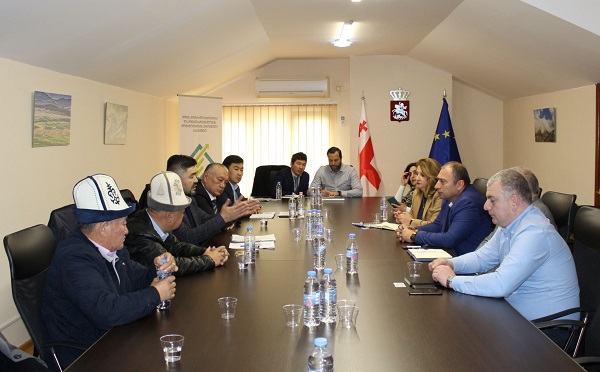 მიწის მდგრადი მართვისა და მიწათსარგებლობის მონიტორინგის ეროვნული სააგენტო - შეხვედრა ყირგიზეთის რესპუბლიკის დელეგაციის წევრებთან