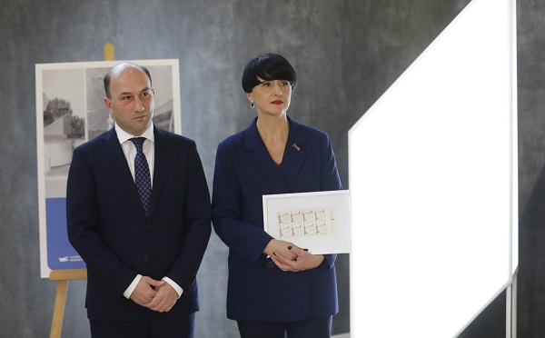 „საქართველოს ფოსტამ“, ტელემაუწყებლობის 65 წლის იუბილესთან დაკავშირებით, პირველი არხის მარკა გამოსცა