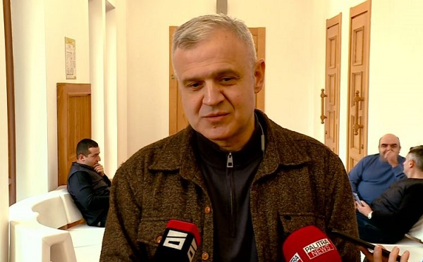 შიმშილობა კიდევ ერთმა დეპუტატმა, თემურ ჯანაშიამ დაიწყო
