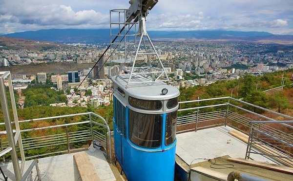 კუს ტბის საბაგირო გზა მგზავრებს დროებით ვერ მოემსახურება