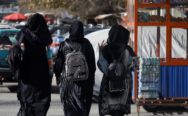 "თალიბანი“ ქალებს არასამთავრობო ორგანიზაციებში მუშაობას უკრძალავს