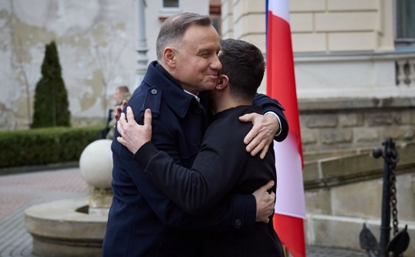 პოლონეთისა და ლიეტუვას პრეზიდენტები ლვოვში ჩავიდნენ