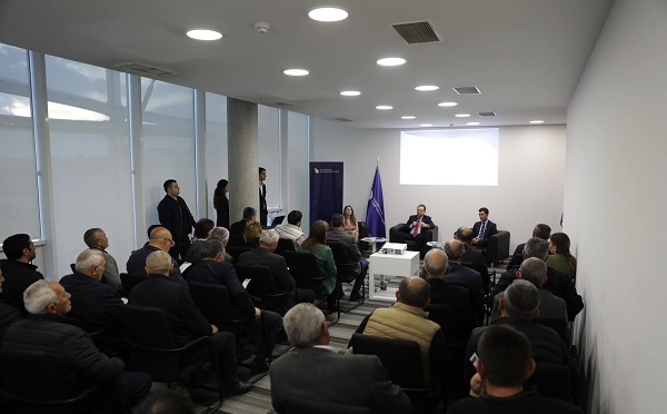 იუსტიციის სამინისტრო ეთნიკურ უმცირესობებს მშობლიურ ენაზე ნათარგმ კანონმდებლობასა და სასწავლო კურსებს სთავაზობს