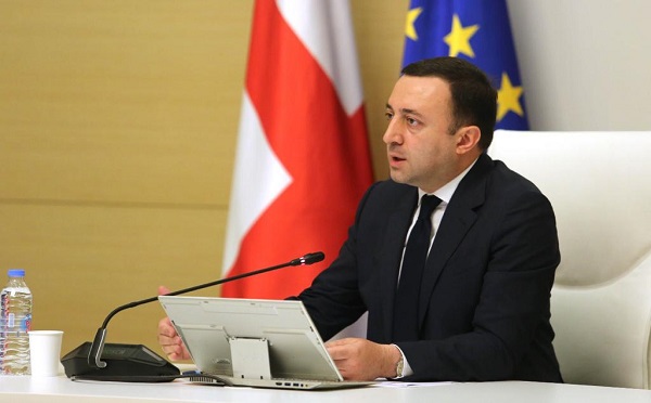 EPP-ის ინიციატივის განხილვას, რომელიც უკავშირდება ამერიკული კანონის ე.წ. FARA-ს ანალოგიის შემოღებას ევროკავშირისთვის ჩვენ რა თქმა უნდა ყურადღებით დავაკვირდებით და ამის შემდეგ გავაკეთებთ ჩვენს შეფასებებს - პრემიერი