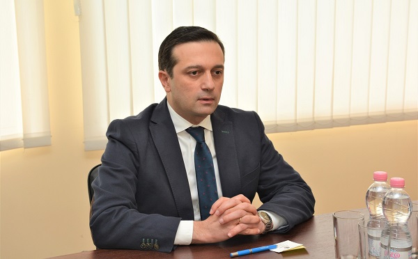 მოვუწოდებ შალვა პაპუაშვილს, სადავო წესში ცვლილება შეიტანოს იმგვარად, რომ რეგულაცია არ იწვევდეს მედიის წარმომადგენელთა საქმიანობაში გაუმართლებელ ჩარევას - სახალხო დამცველი