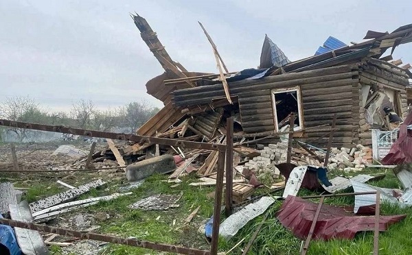 რუსული მედიის მტკიცებით, ბრიანსკის ოლქის დასახლების დაბომბვას 2 ადამიანი ემსხვერპლა