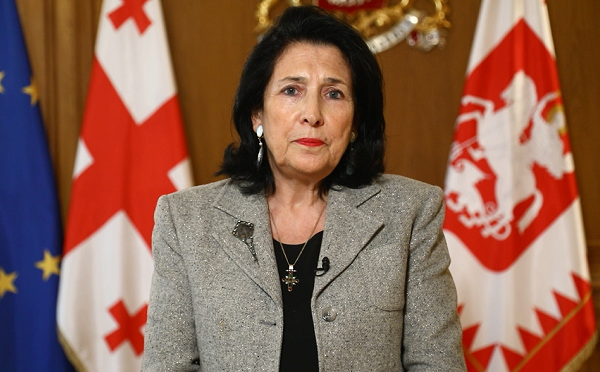 დარწმუნებული ვარ, ბუჩაში უმიზეზოდ არ დაღუპულან და უკრაინისა და უკრაინელი ხალხის გამარჯვებით მალე მშვიდობა დაისადგურებს - სალომე ზურაბიშვილი