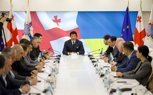 გმირთა მოედანზე საგზაო მოძრაობის ორგანიზებაში ცვლილებები შედის