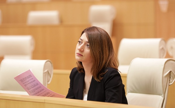 ფინანსური დავალიანების გამო, ბაკალავრიატის სტუდენტების 12%-ს სტატუსი აქვს შეჩერებული - ანა ბუჩუკური
