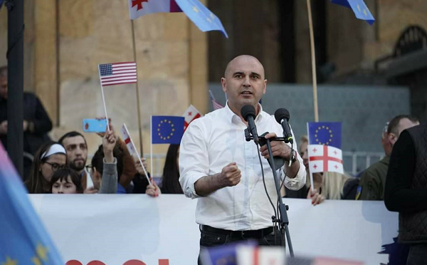 ვიღაცები პირდაპირ ქოცების მესიჯებზე სხდებიან, ამასობაში „რუსული ოცნება“, პროპაგანდისტული, სამთავრობო არხებით თავს ესხმის 9 აპრილის აქციას - ლევან ხაბეიშვილი