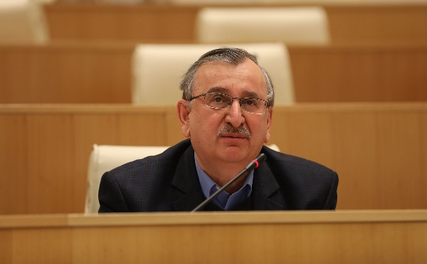 ეკონომიკა თუ იზრდება, მაშინ ხალხი რატომ გარბის ქვეყნიდან, სჯობს ისევ ნაცად თემებს მიმართოთ, როგორიცაა ეკლესიის მაგინებლები, ლგბტ პროპაგანდისტები, უცხოური აგენტები და სატანისტები - რომან გოცირიძე  უმრავლესობას