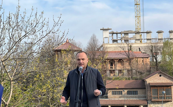 ერთად დავამარცხოთ ეს რეჟიმი, რათა საქართველო საბოლოოდ გავიდეს სამშვიდობოს და დადგეს იმ ლიანდაგებზე, რომელიც ევროპის დიდ ოჯახში შეგვიყვანს - პეტრე ცისკარიშვილი