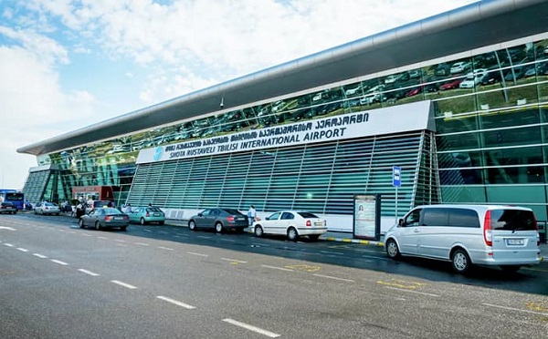საქართველოს ყველა საერთაშორისო აეროპორტიდან ფრენები შესრულდება მხოლოდ იმ ავიაკომპანიებით და ბორტებით, რომლებიც არ არიან სანქცირებულთა სიაში - აეროპორტების გაერთიანება