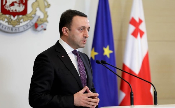 ძალები, რომლებიც სიმართლეს უპირისპირდებიან, ცდილობენ საკუთარ მიზნებს მიაღწიონ ოჯახური ფასეულობების ნგრევით და ყალბი თავისუფლების თავსმოხვევით - ლგბტ პროპაგანდით, არასრულწლოვანი ბავშვებისათვის სქესის შეცვლის დაკანონების მცდელობით - პრემიერი