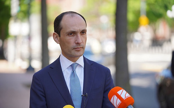 ევროკავშირის ელჩებთან ვიმსჯელეთ, რომ საქართველოს მდგომარეობა არ შეიძლება, განხილული იყოს იმავე კონტექსტში, როგორც სხვა ქვეყნების, საქართველოს აქვს პირდაპირი საზღვარი რუსეთთან და ტერიტორიის 20 პროცენტია ოკუპირებული - ლევან დავითაშვილი