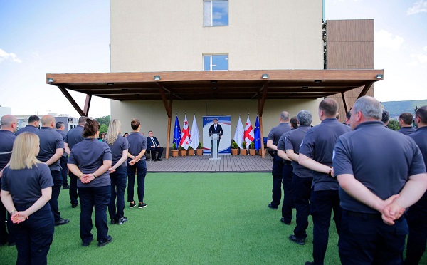 რატი ბრეგაძემ აღსრულების პოლიციის თანამშრომლებს პროფესიული დღე მიულოცა