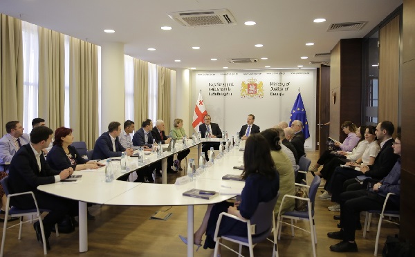 იუსტიციის სამინისტროში ჟურნალ „იუსტიციის“ მეოთხე ნომრის პრეზენტაცია და სამეცნიერო-საკონსულტაციო საბჭოს სხდომა გაიმართა