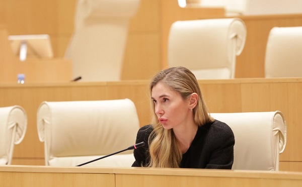ღარიბაშვილის ავტოკრატიული მეგობრების და ანტიდასავლური პოლიტიკის გამო, თქვენივე პოლიტიკური ოჯახი განიხილავს თქვენს გარიცხვას ევროპელ სოციალისტთა პარტიიდან - თინა ბოკუჩავა „ქართულ ოცნებას“