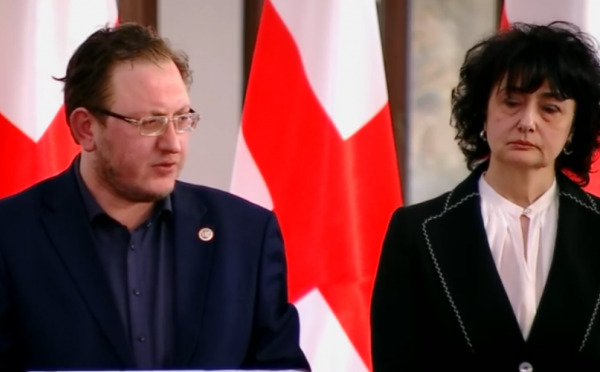 ნიკა მაჭუტაძემ, ნატო და როსტომ ჩხეიძეებმა ფრაქცია „ნაციონალური მოძრაობა“ დატოვეს