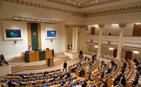 პარლამენტმა ცესკოს წევრობისა და თავმჯდომარეობის კანდიდატების არჩევის წესში  ცვლილებები  პირველი მოსმენით მიიღო