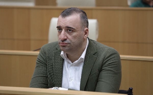 როგორც ჩანს, მონური მენტალიტეტის ადამიანებისთვის ორგანულად მიუღებელია დამოუკიდებლობის დღე - რატი იონათამიშვილი