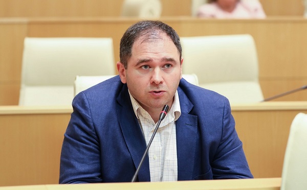 ყველას მიმართ ჩემი მოწოდებაა, რომ ეს რამდენიმე თვე მაქსიმალურად გამოვიყენოთ, რათა ევროკავშირის წევრობის გზაზე  დიდი ნაბიჯი გადავდგათ - ნიკოლოზ სამხარაძე