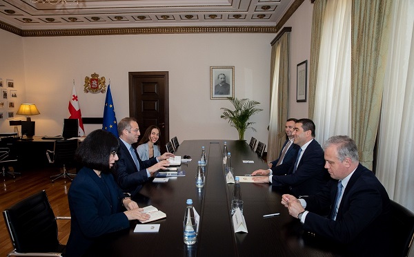 შალვა პაპუაშვილმა და NDI-ის პრეზიდენტმა სამომავლო თანამშრომლობის საკითხები განიხილეს
