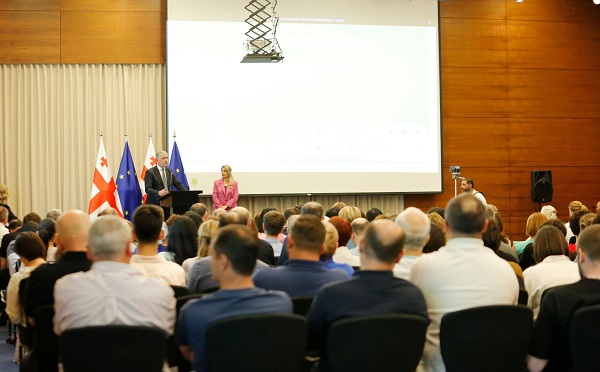 ოთარ შამუგიამ კონკურსის „მწვანე ჯილდო 2023” გამარჯვებულები დააჯილდოვა