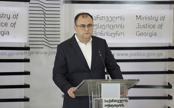 არ აქვს მნიშვნელობა, ვინც უნდა იყოს და რომელი სახელმწიფოს წარმომადგენელი – ვერავისგან მივიღებთ მსგავსი ტიპის განცხადებას - რატი ბრეგაძე ზელენსკის განცხადებაზე